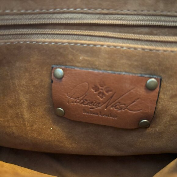 Price Drop,Patricia Nash  Winter Bloom Collection Leather Crossbody Bag. - Picture 6 of 10